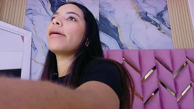 littleebonny online show from February 23, 1:03 am