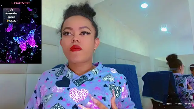 KayleighDreams  online show from January 12, 5:56 am