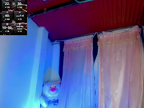 KayleighDreams  online show from September 27, 7:24 am