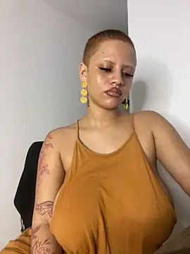 Charlotee  online show from September 25, 6:06 am