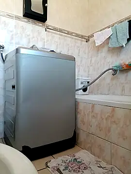 the greatt online show from November 26, 9:21 am