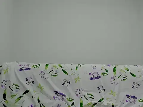 SamanthaBeke online show from April 29, 3:21 am