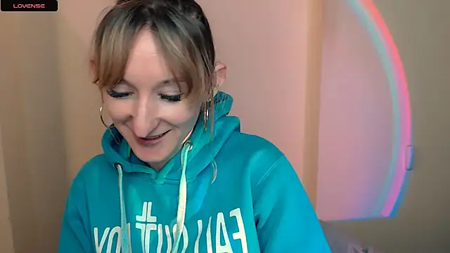 AmandaSell online show from September 30, 7:13 am