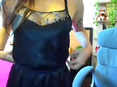 Moon-liza online show from December 21, 10:17 am