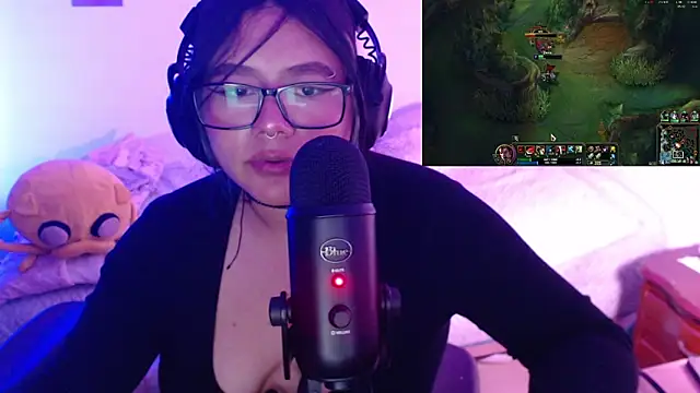 StephaniFox online show from December 16, 12:26 am