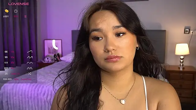 immahawaii online show from December 7, 3:04 am