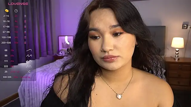 immahawaii online show from December 8, 3:21 am