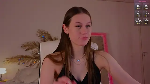 Snapshot of mo11y_kitten chatting on March 19, 9:27 pm mo11y kitten online show from March 19, 9:27 pm