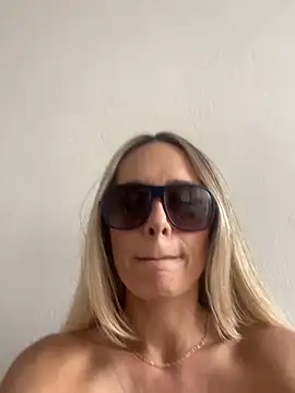 TatianaRico online show from May 11, 7:33 pm