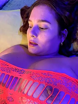 abbysmith23 online show from September 10, 9:15 pm
