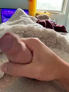 Snapshot of magrossebite25cm chatting on September 23, 3:15 pm magrossebite25cm online show from September 23, 3:15 pm