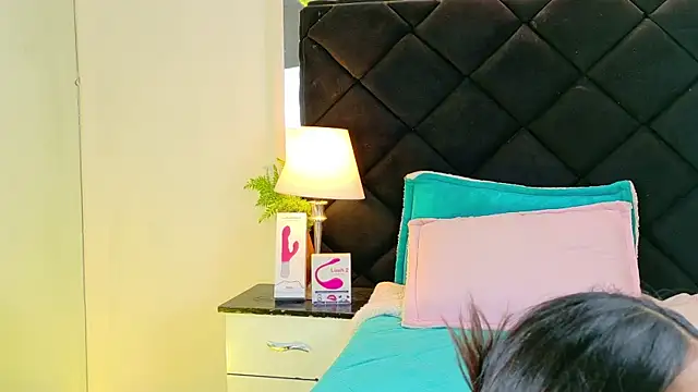 Holly Brensonexx  online show from November 22, 4:06 pm