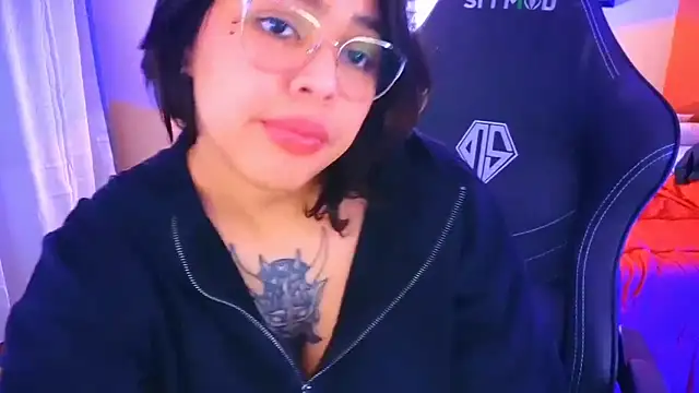 miacanela xo online show from January 11, 7:49 am