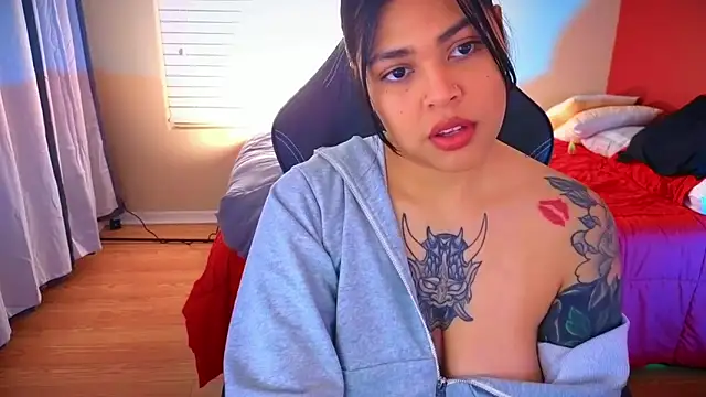 miacanela xo online show from January 12, 1:11 am