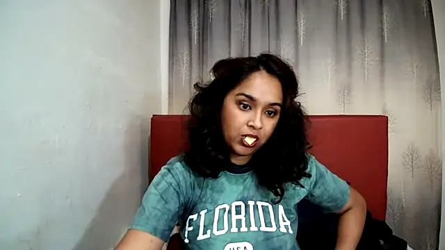 Cute Indian00 online show from January 22, 9:24 am