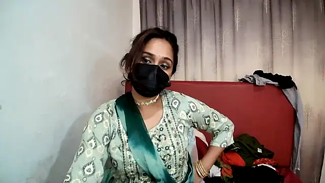 Cute Indian00 online show from February 26, 8:59 am