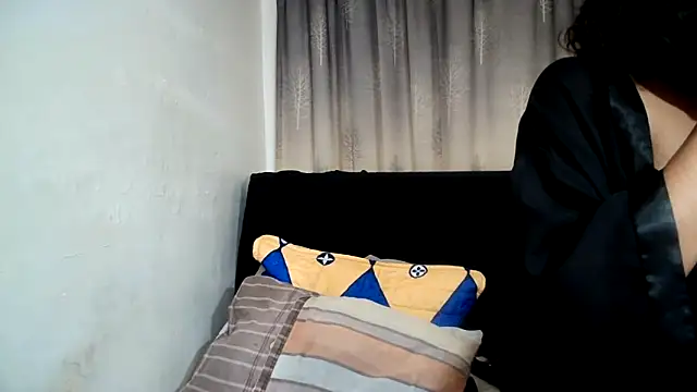 Cute Indian00 online show from March 20, 1:04 pm