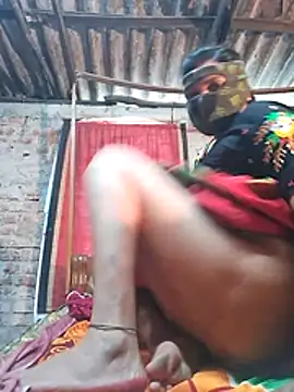 Snapshot of HotSexyBoudi chatting on January 11, 9:03 am HotSexyBoudi online show from January 11, 9:03 am