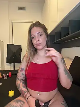 LiliMorganxxx online show from August 3, 2:11 pm