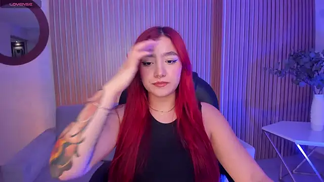 ViolettCastel online show from January 25, 7:07 pm