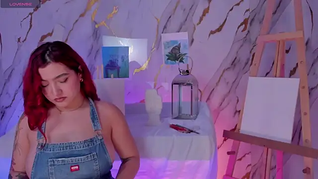 ViolettCastel online show from February 11, 7:59 pm