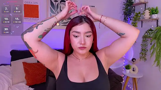 ViolettCastel online show from May 18, 8:47 pm