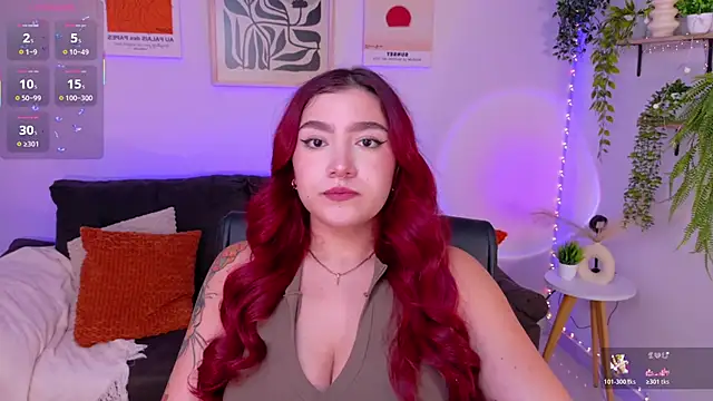 ViolettCastel online show from May 19, 8:04 pm