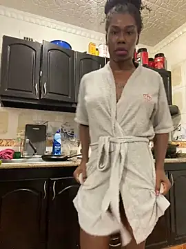 Snapshot of sweetsarabig22cm chatting on March 2, 12:22 pm sweetsarabig22cm online show from March 2, 12:22 pm