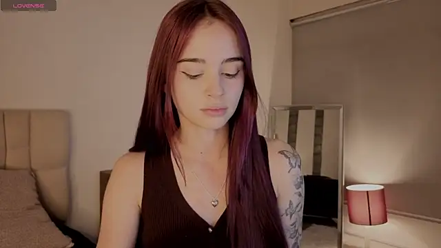 Roxxy mora online show from September 19, 9:15 pm