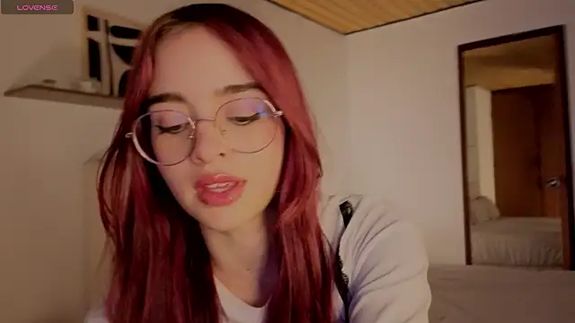 Roxxy mora online show from October 24, 9:33 pm