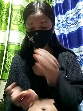 Snapshot of Aruyeshi- chatting on January 19, 1:21 am Aruyeshi- online show from January 19, 1:21 am