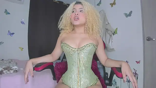 sofiacastillo01 online show from September 12, 2:17 pm