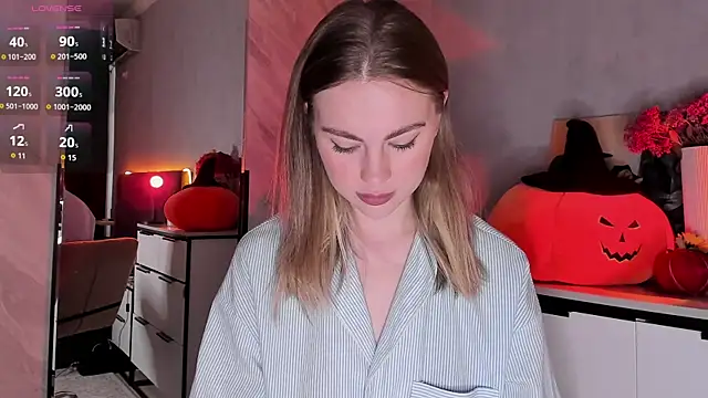 LoveGameSexx online show from October 26, 9:04 am