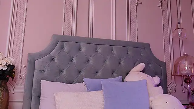 LucyAddison online show from September 13, 3:17 am