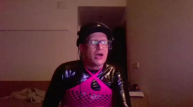 Snapshot of Bigthroaterboy chatting on March 8, 1:28 am Bigthroaterboy online show from March 8, 1:28 am