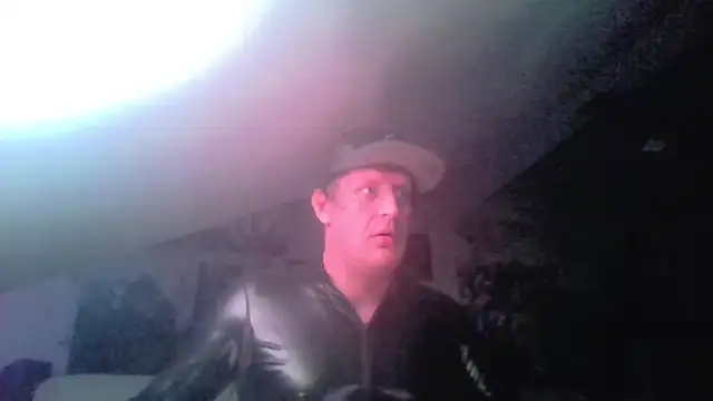 Snapshot of Bigthroaterboy chatting on May 21, 7:21 pm Bigthroaterboy online show from May 21, 7:21 pm