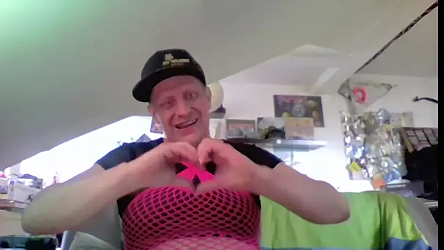 Bigthroaterboy online show from June 13, 4:49 pm