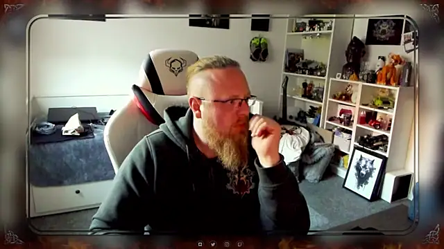 Snapshot of Speedlink3487 chatting on September 28, 3:39 pm Speedlink3487 online show from September 28, 3:39 pm