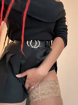 HaileyDiana online show from March 1, 11:56 am