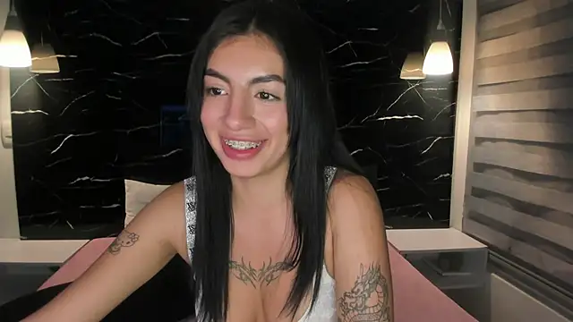 Snapshot of ANTONELLA__ROUSE_ chatting on January 19, 8:29 am ANTONELLA ROUSE online show from January 19, 8:29 am
