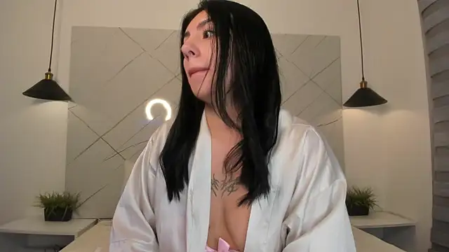 Snapshot of ANTONELLA__ROUSE_ chatting on February 6, 8:40 am ANTONELLA ROUSE online show from February 6, 8:40 am