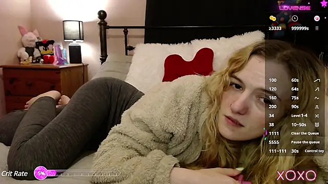 EllieeRose online show from December 12, 11:36 pm