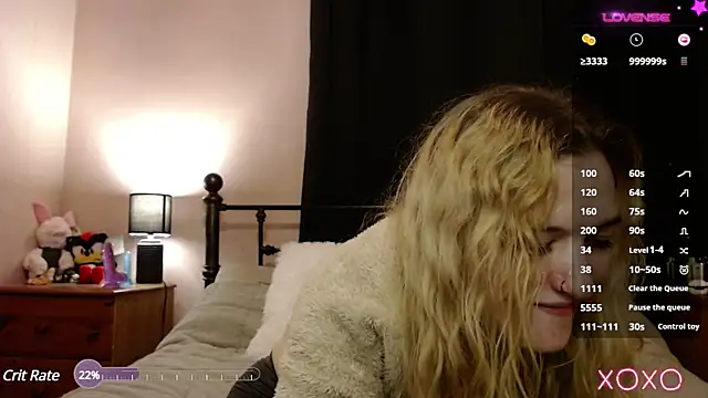 EllieeRose online show from December 13, 6:21 am