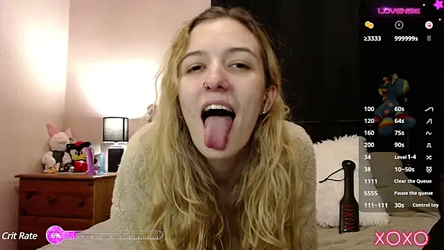 EllieeRose online show from December 16, 10:24 pm