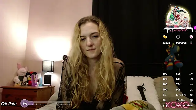 EllieeRose online show from December 19, 11:14 pm