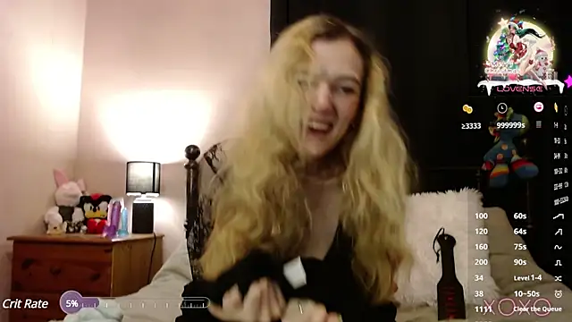 EllieeRose online show from December 21, 6:44 pm