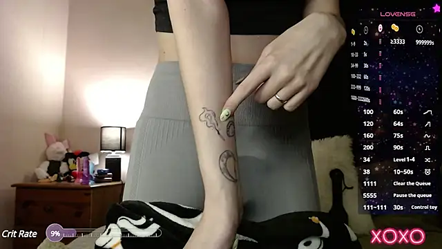 EllieeRose online show from January 15, 12:30 am