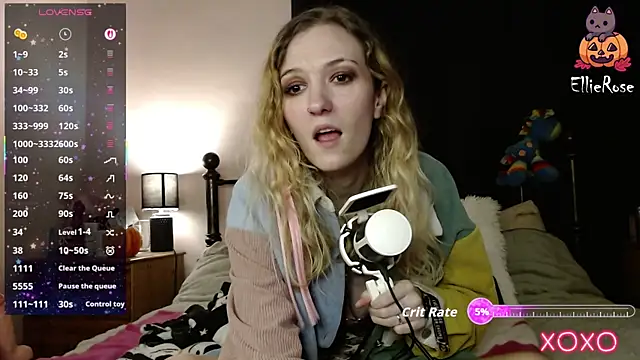 EllieeRose online show from November 6, 6:58 am