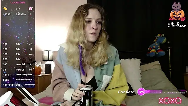 EllieeRose online show from November 9, 10:30 pm