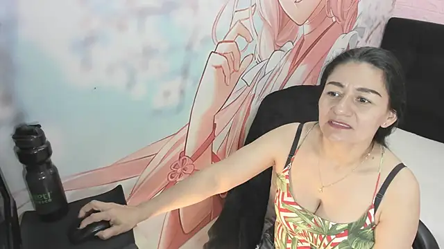 AllysonMilf69 online show from May 7, 2:33 pm